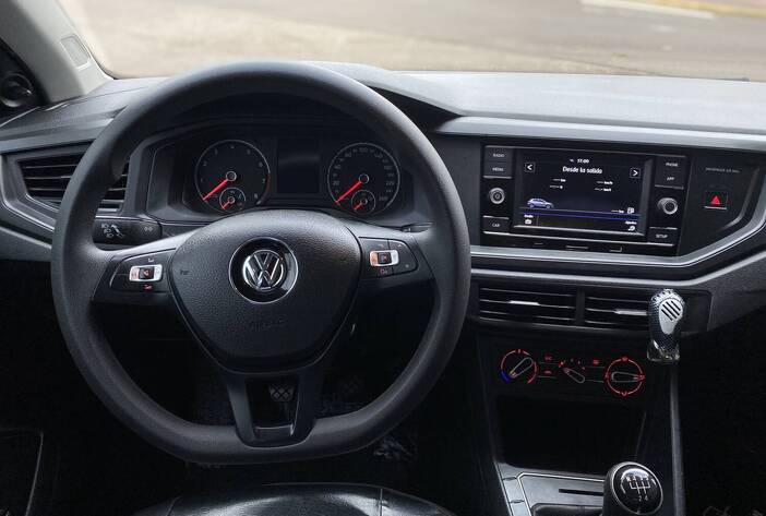VOLKSWAGENPOLO-AUTOSUSADOS-CARMAKPOSADASMISIONES11