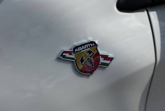 FIATFASTBACKABARTH-AUTOS0KM-CARMAKPOSADASMISIONES10