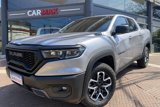Rebel Automática 4x4