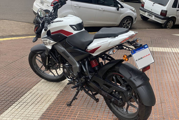 BAJAJROUSERNS160-MOTOSUSADADCARMAKPOSADASMISIONES3