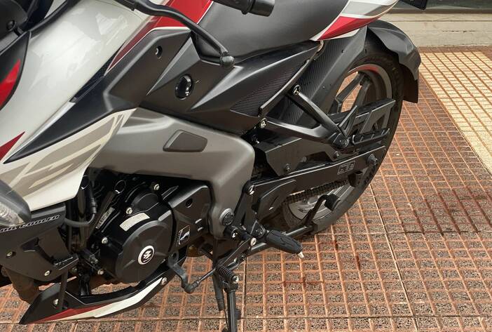 BAJAJROUSERNS160-MOTOSUSADADCARMAKPOSADASMISIONES13
