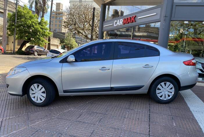 renaultfluence-autosusados-carmakposadasmisiones2