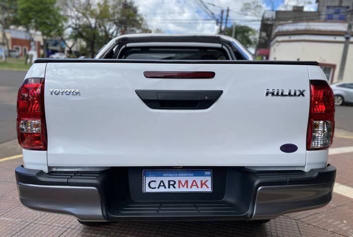 toyotahilux-Camionetasusadas-posadasmisiones4