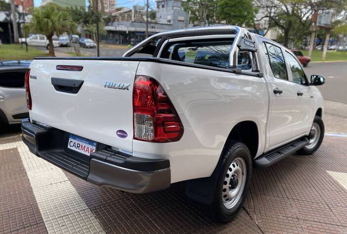 toyotahilux-Camionetasusadas-posadasmisiones5