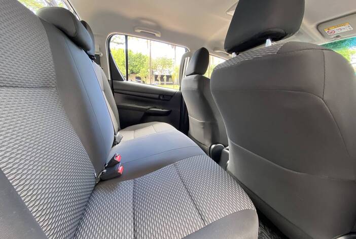 toyotahilux-Camionetasusadas-posadasmisiones13