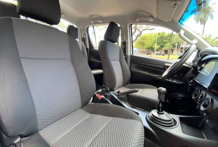 toyotahilux-Camionetasusadas-posadasmisiones14