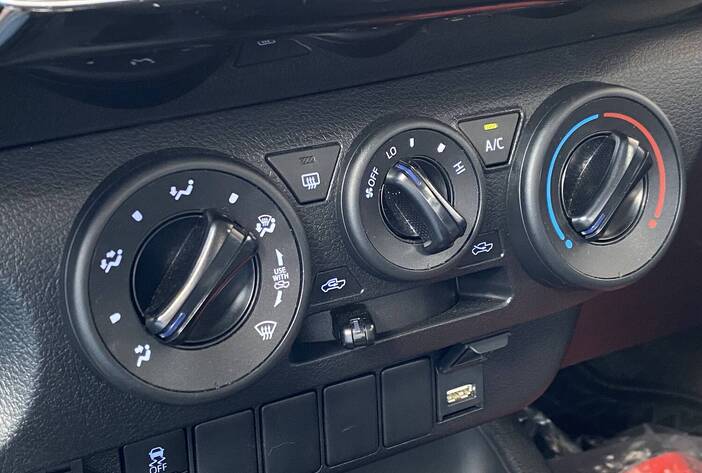 toyotahilux-Camionetasusadas-posadasmisiones19