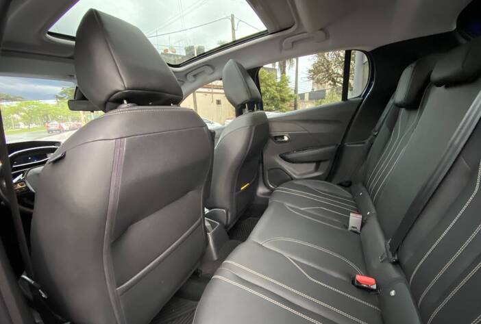 peugeot208-autosusados-carmakposadasmisiones10